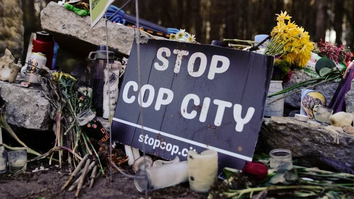 Atlanta Police Arrest Organizers Behind Bail Fund For "Cop City ...