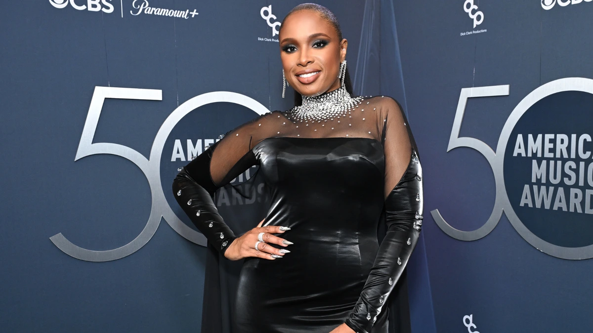 jennifer hudson blue dress In Case You Missed It: Performs At American Music Awards In La Roxx, Meghan Markle Wears Carolina Herrera, And More Shoe Size:16 reverting-eofy-25 Black Ruffle Vneck Mini