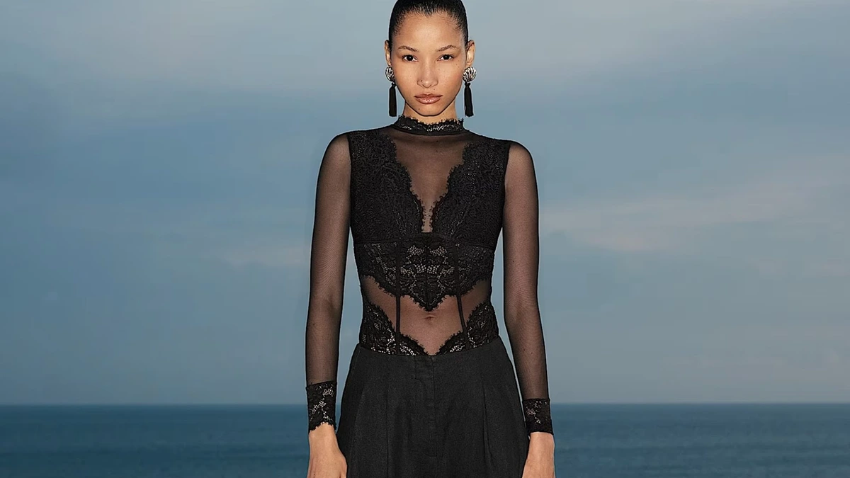 Not Denim Shorts, Not Mini Skirts: The Cool Pants Trend Taking