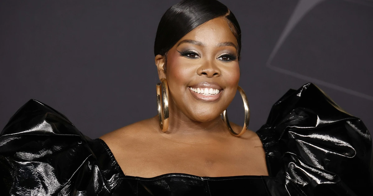 Ambar Riley Amber Riley Has Found Love Again After Calling Off Her Engagement