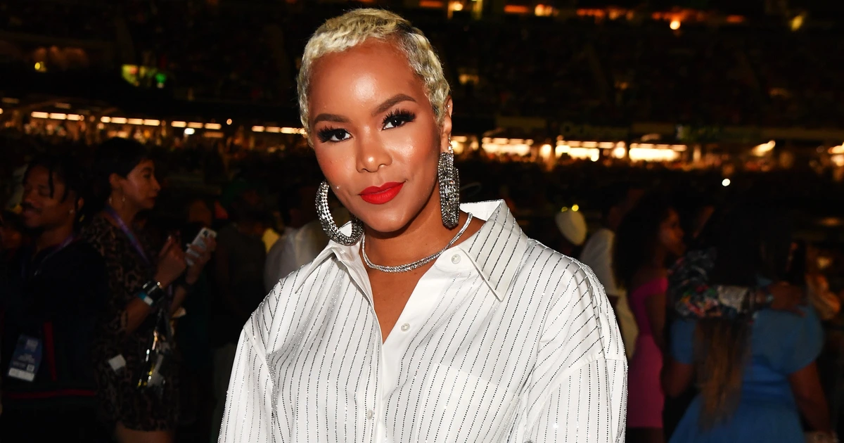 The All-White Finds To Shop That Are Essence Festival Approved