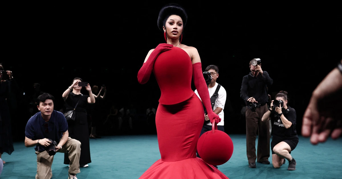 The Best Front-Row Looks from Paris Couture Week 2026: Cardi, Teyana, & More