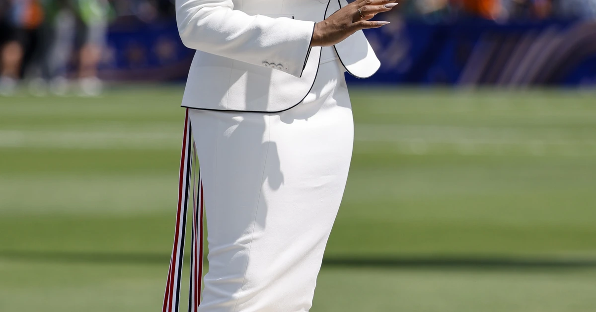 Our Favorite Celebrity Looks From The World Cup Final 