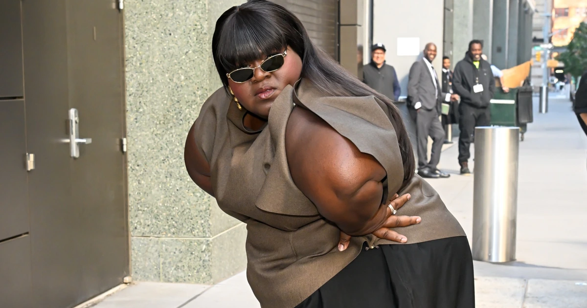 Gabourey Sidibe sets fall fashion standards, essence.com reports