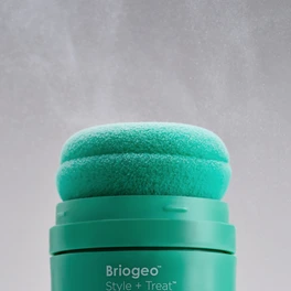 Briogeo Dry_Shampoo_Puff_Still_Life_Texture_Universal