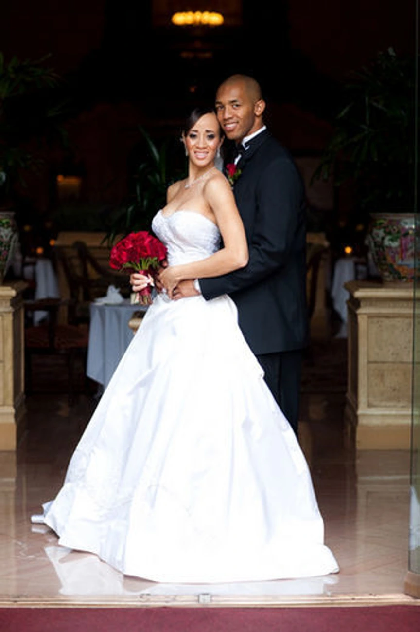 wedding dress designers 2009 Wedding Dress 2009 David Bridal Michelangelo Designer Size 4 with Accessories