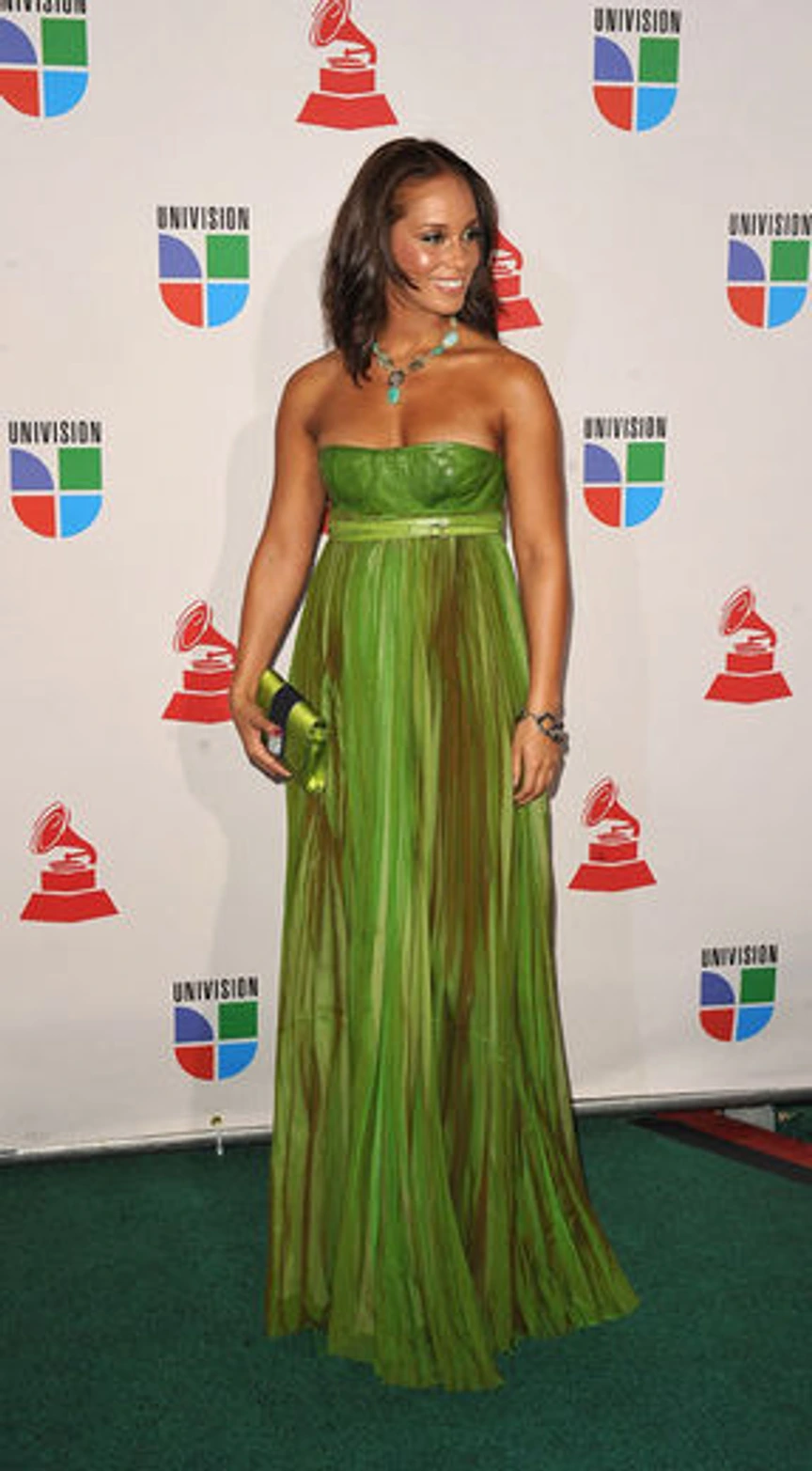 alicia keys green dress Style File: NOT_archived