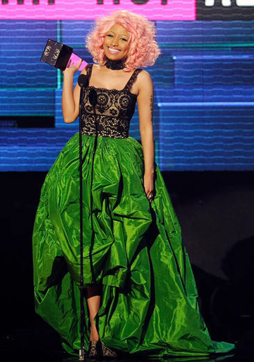 nicki minaj green dress 2011: The Year in tryonsaug1