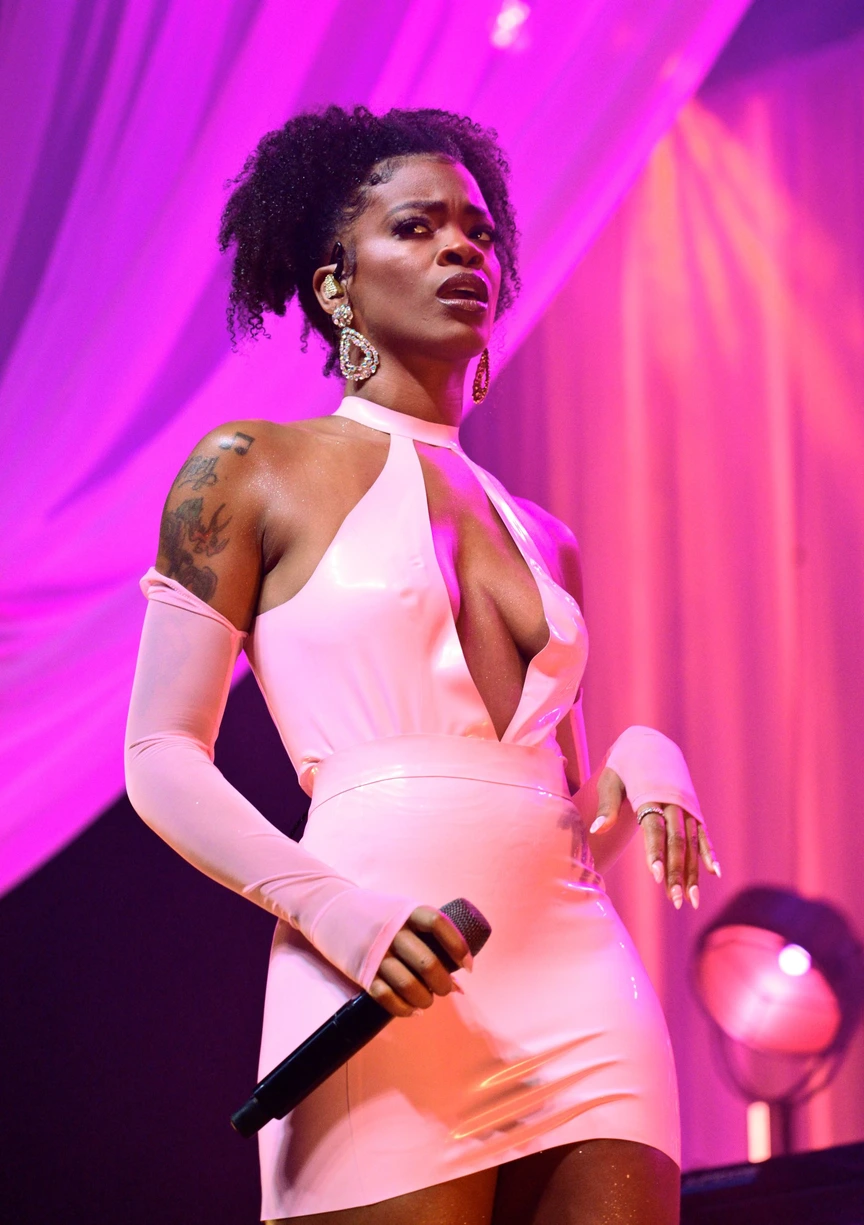 ari lennox pink dress Essence - We will never get over this look, Ari Lennox! http://ow.ly/rQbz50vWviU