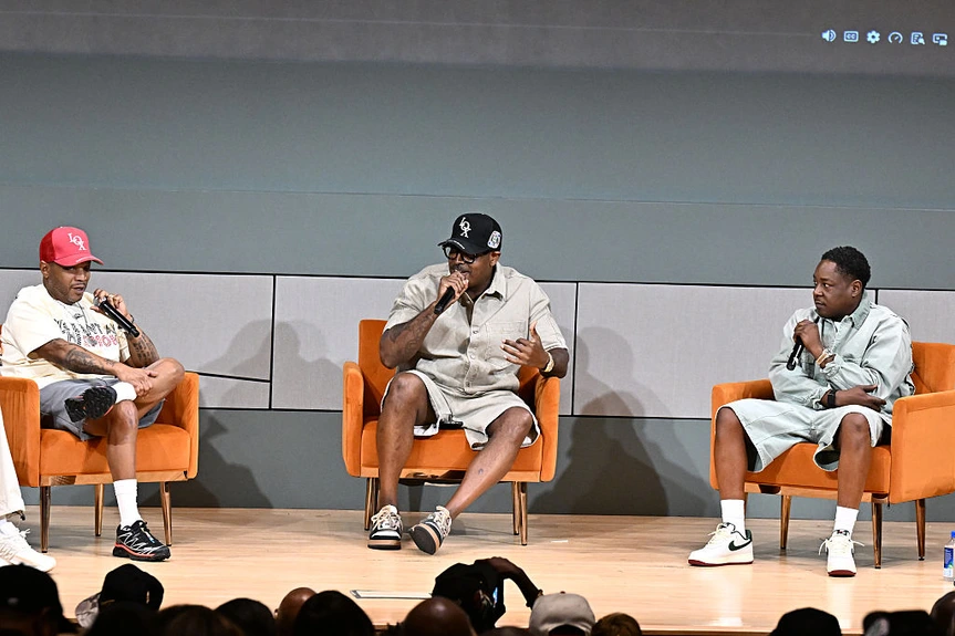 Styles P, Sheek Louch, and Jadakiss speak on stage at 