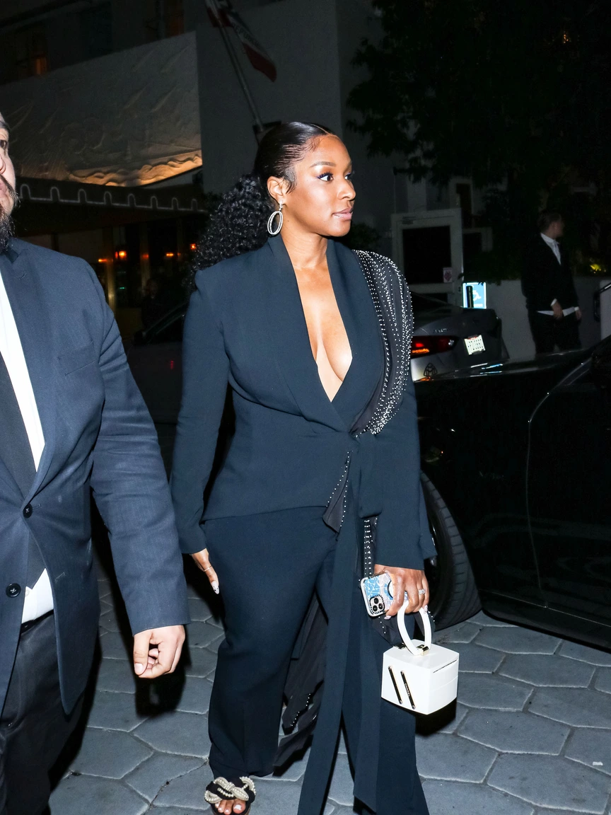Celebrity Sightings In Los Angeles - December 31, 2019