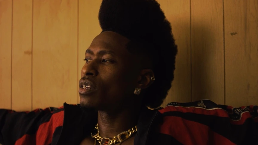 Lucky Daye - “Talk To Me”