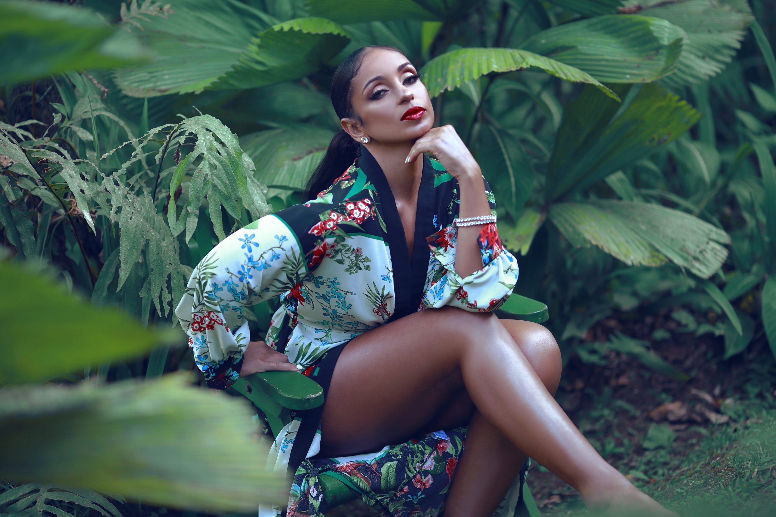 Mya Ridenour Although Music Changes, Mýa Remains The Same - Essence