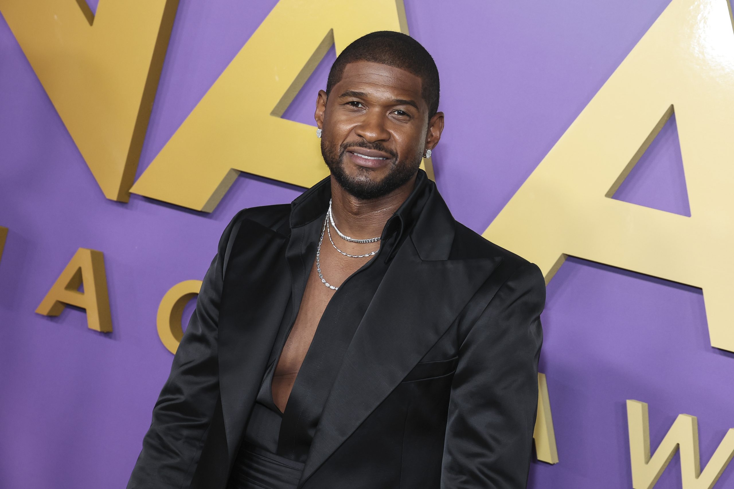 Usherer Eye Candy: 35 Fine Photos Of Usher Over The Years