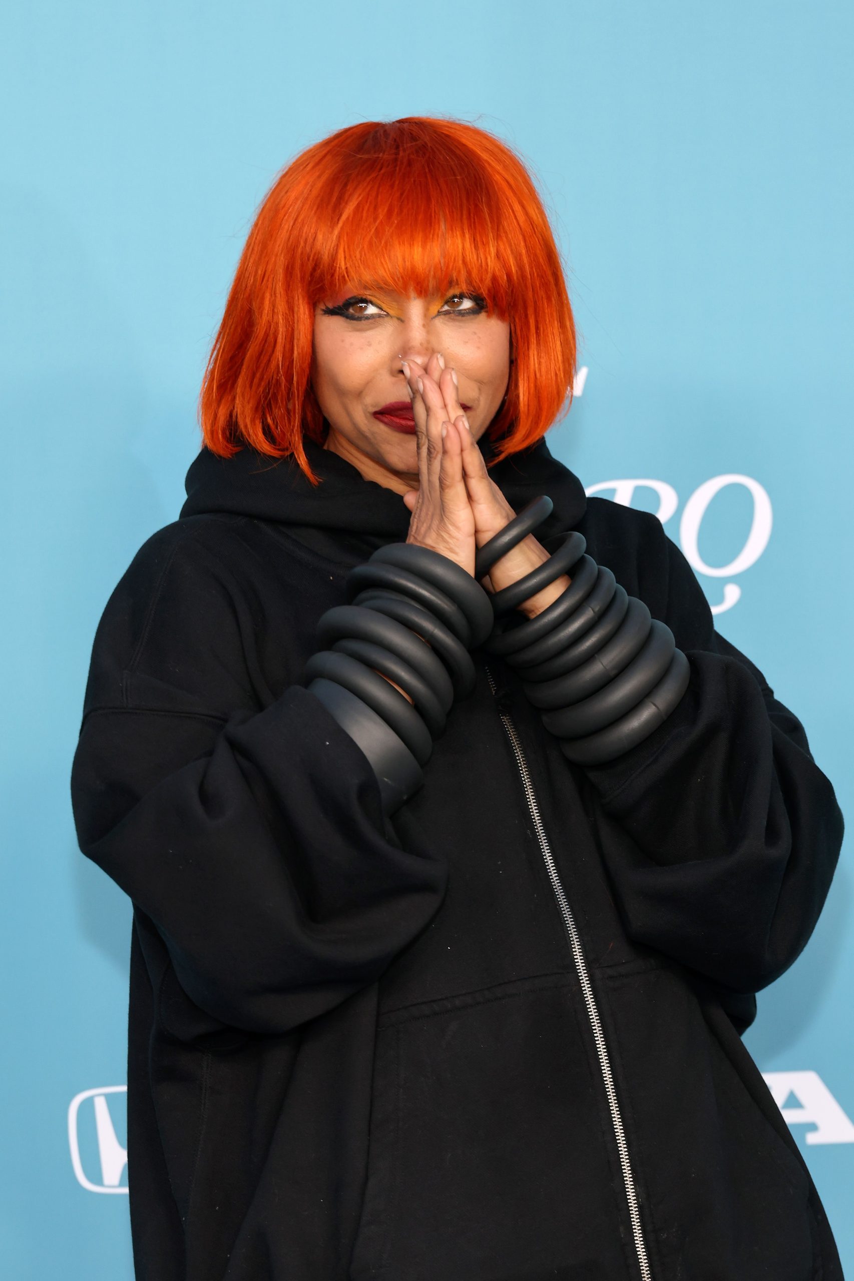 Erykah Badu Wore An Orange Bob At The 2025 Billboard Women In