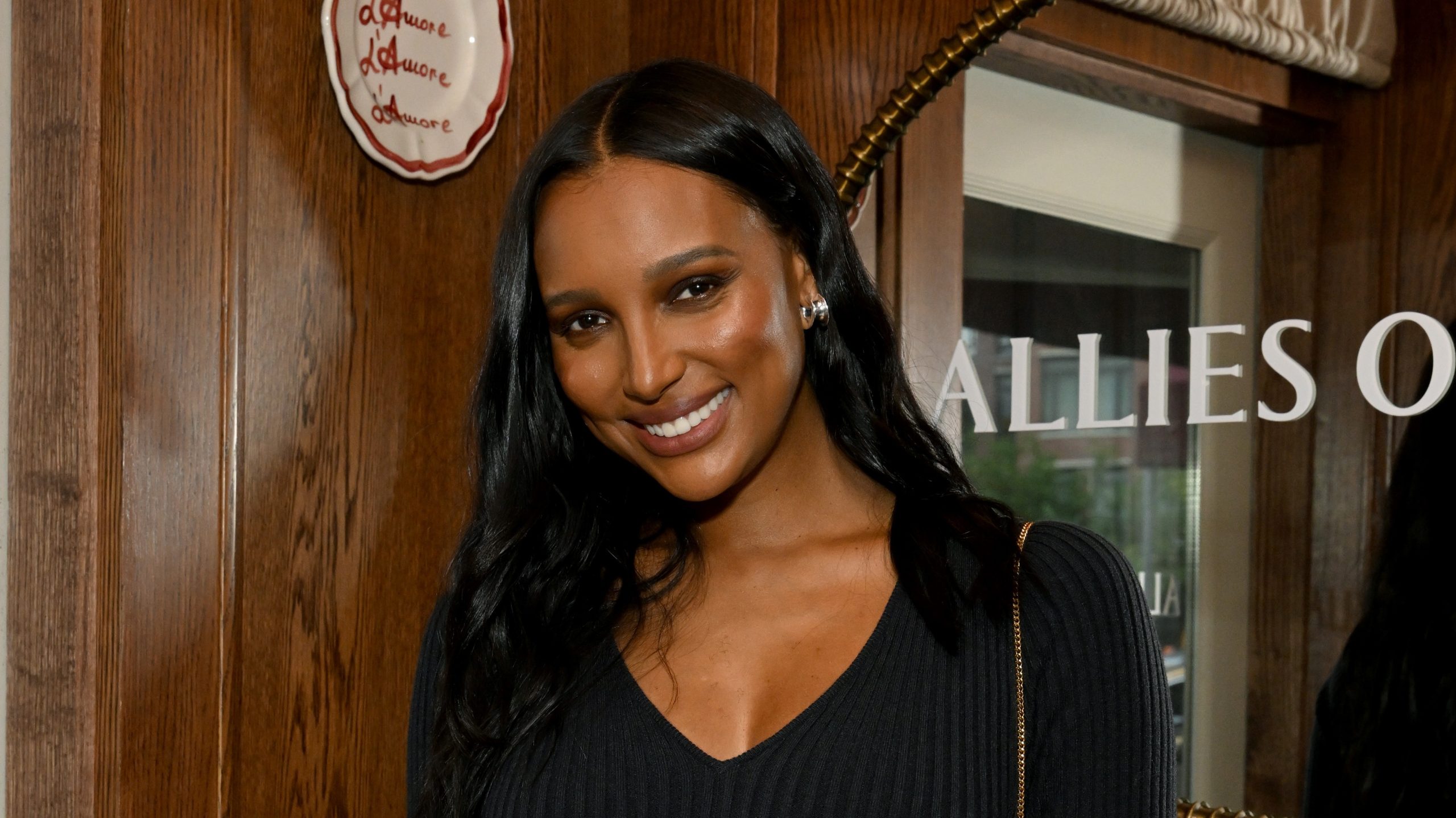 All The Affordable Beauty Products Jasmine Tookes Is Using All The Affordable Beauty Products Jasmine Tookes Is Using