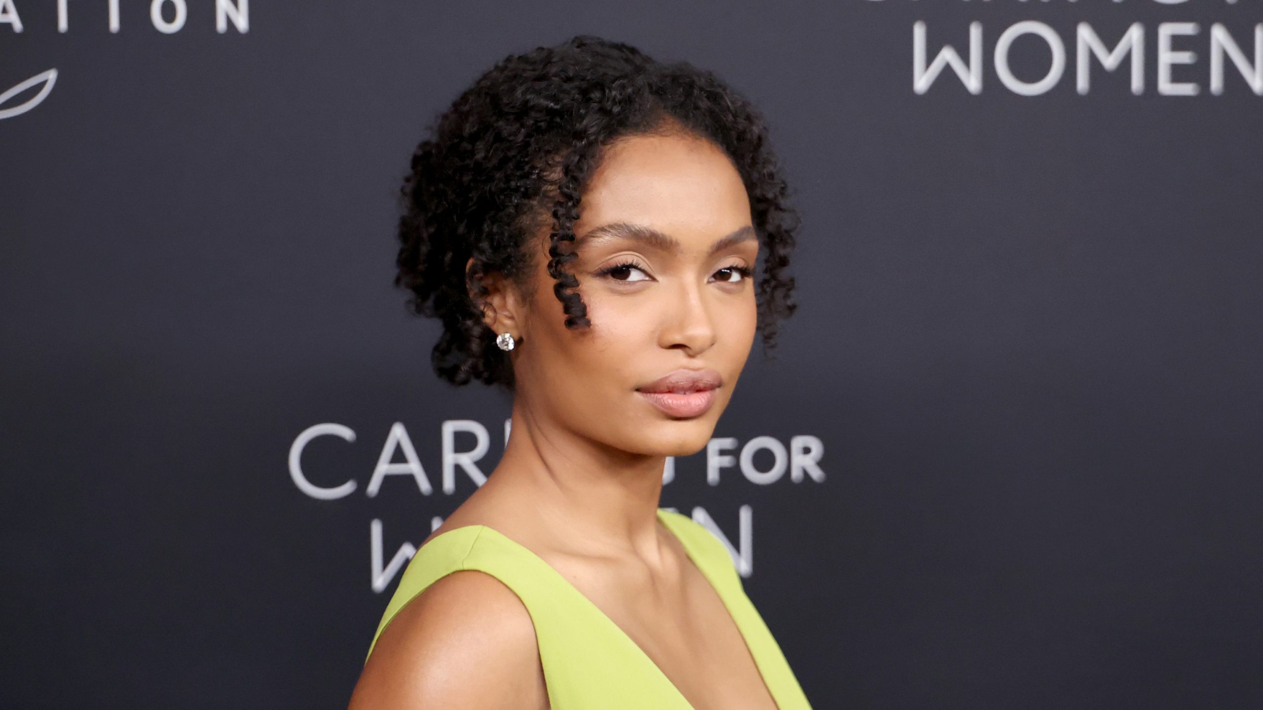 Stop Pulling Your Hair Out: Low-Tension Styles Are In