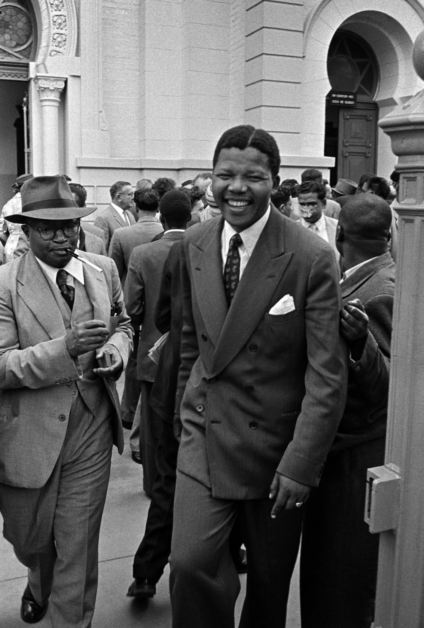 Nelson Mandela Pictures When He Was Young nelson-mandela-pictures-when-he-was-young