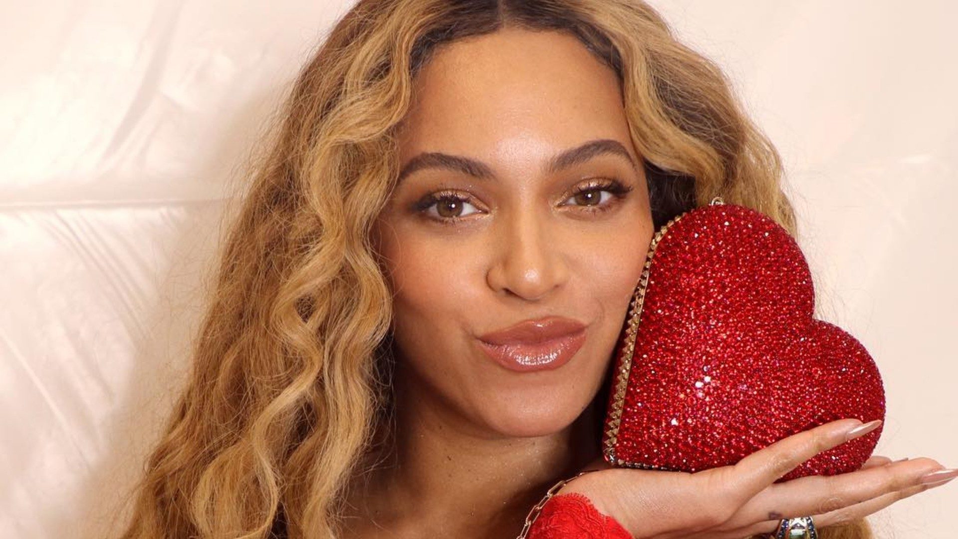 Beyonce Brunt Hår Med Highlights