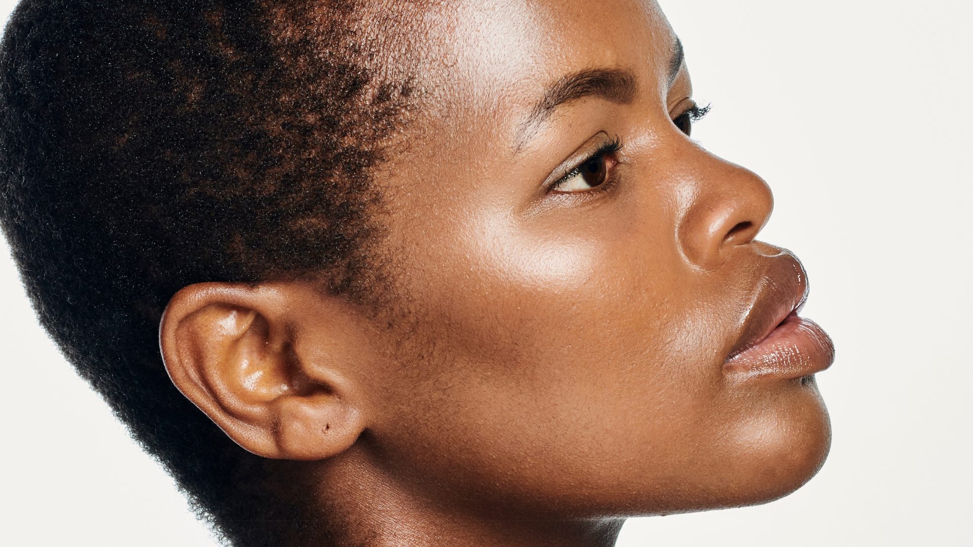 The Truth About Barrier Repair For Melanin-Rich Skin, According To An Expert Esthetician