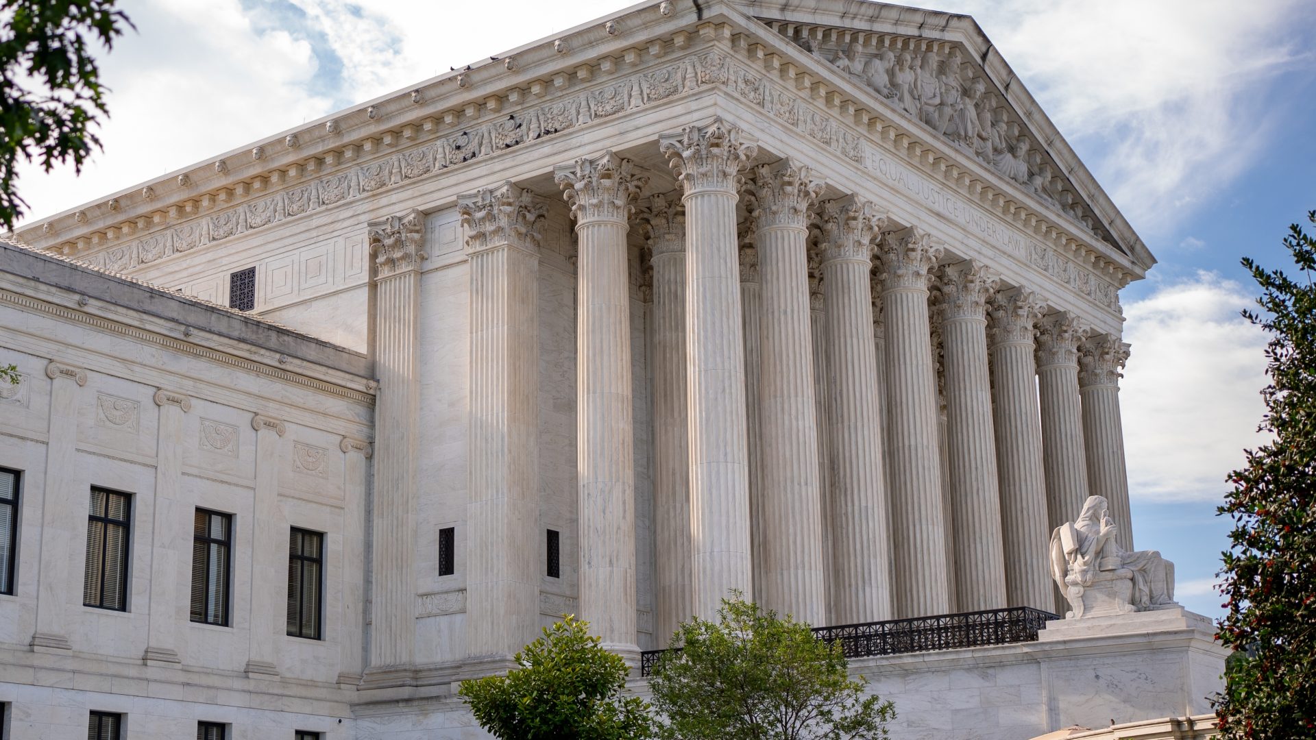 This Week in News: Supreme Court, Hunter College, Travel Alerts & Selma